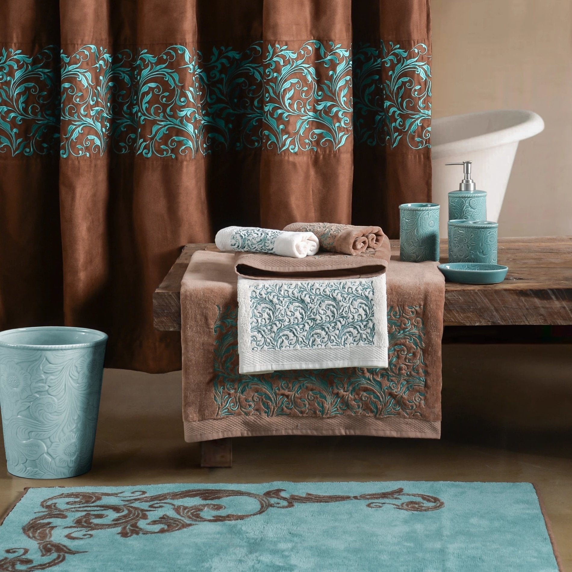 Wyatt Turquoise Scroll 3PC Bath Towel Set, Cream