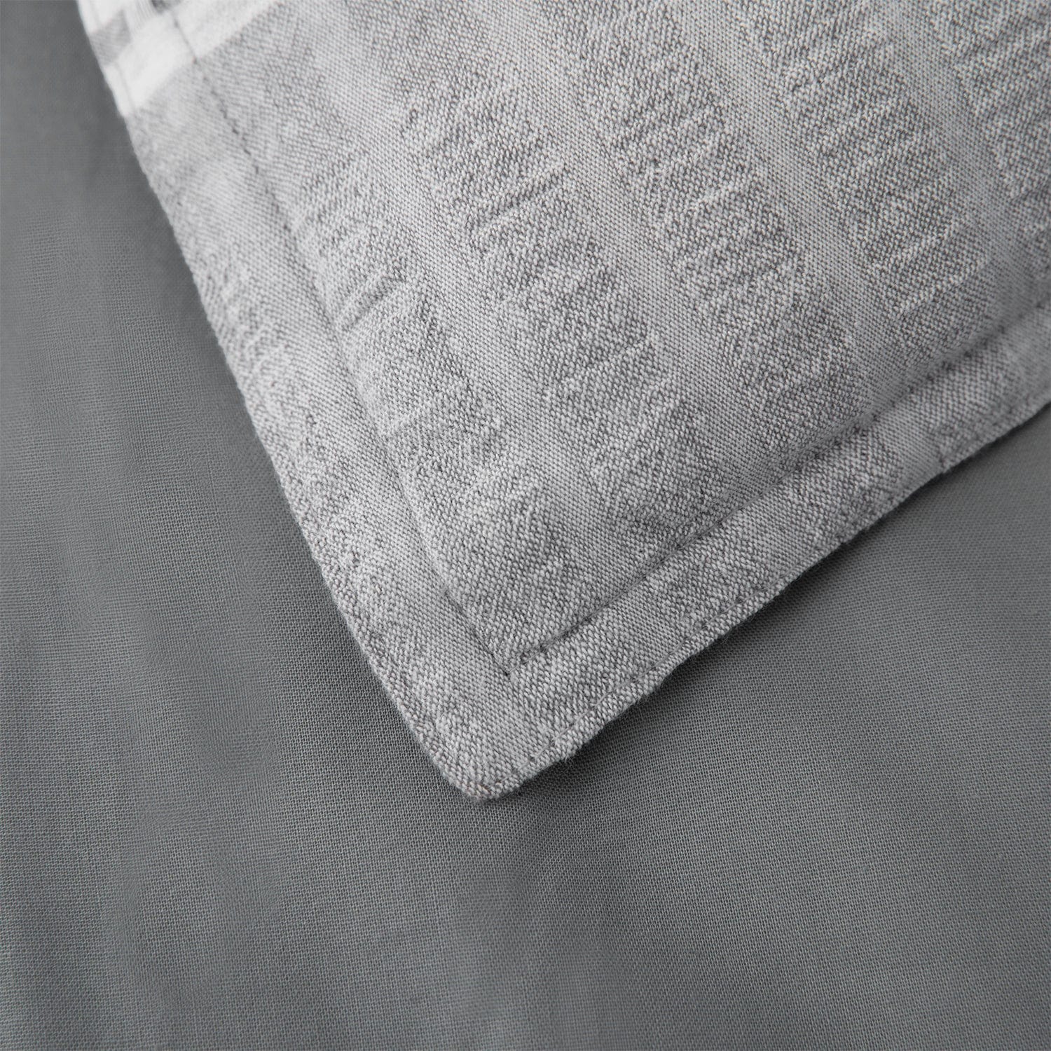 Lane Stripe Bedding Set