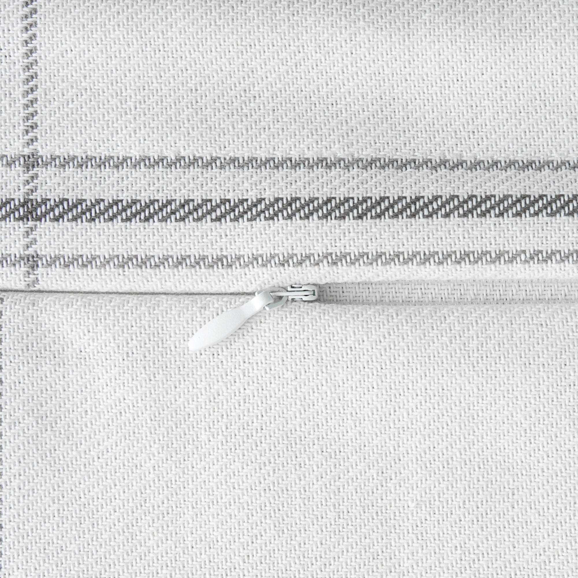 Windowpane Plaid Bedding Set