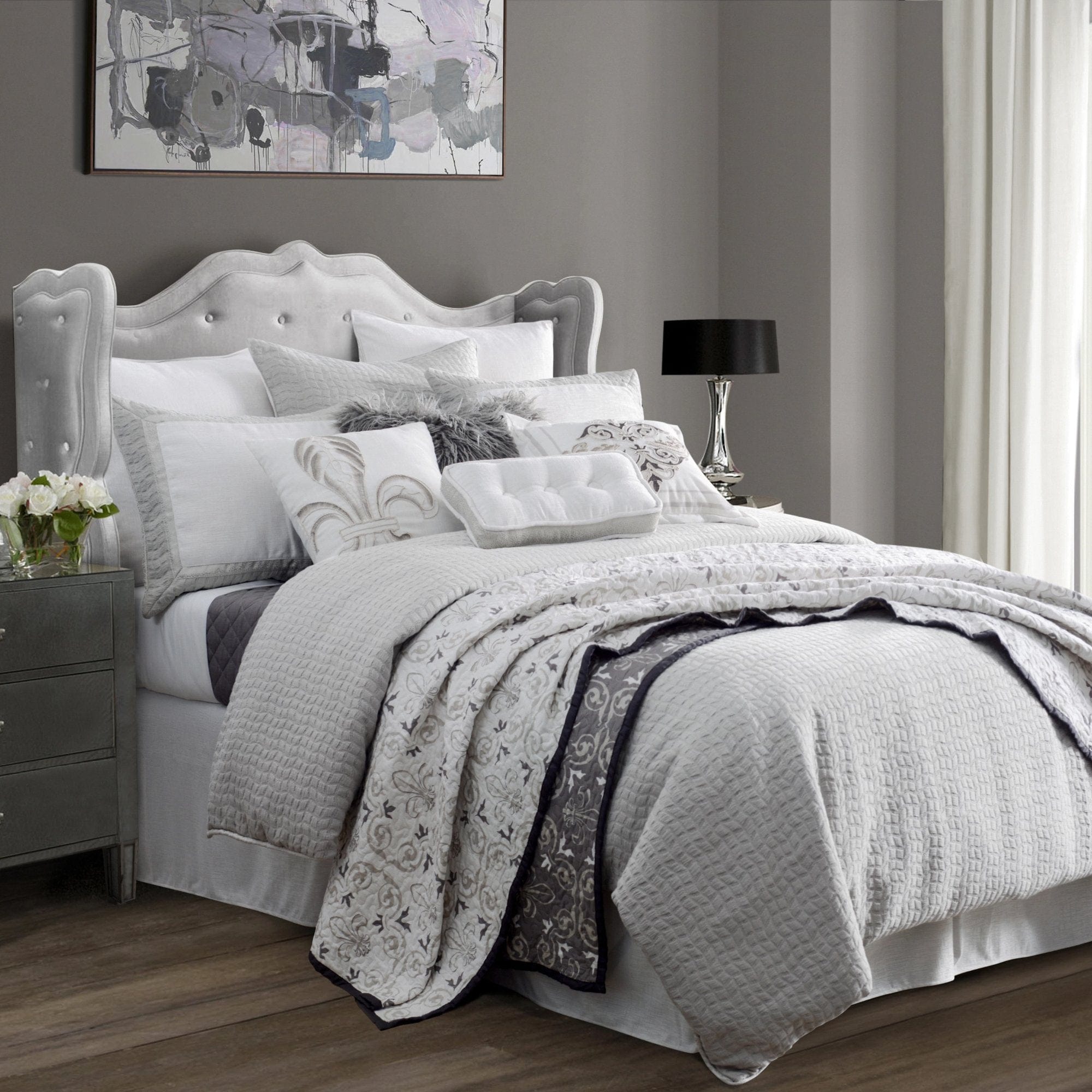 Wilshire Comforter Set