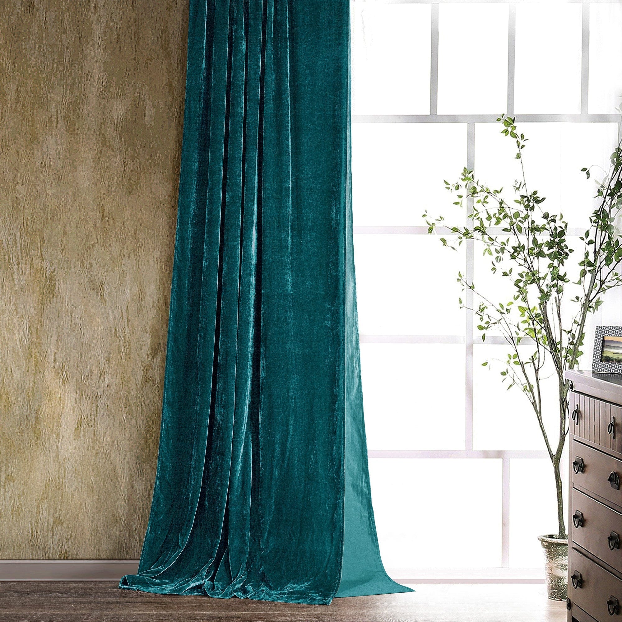 Stella Faux Silk Velvet Curtain