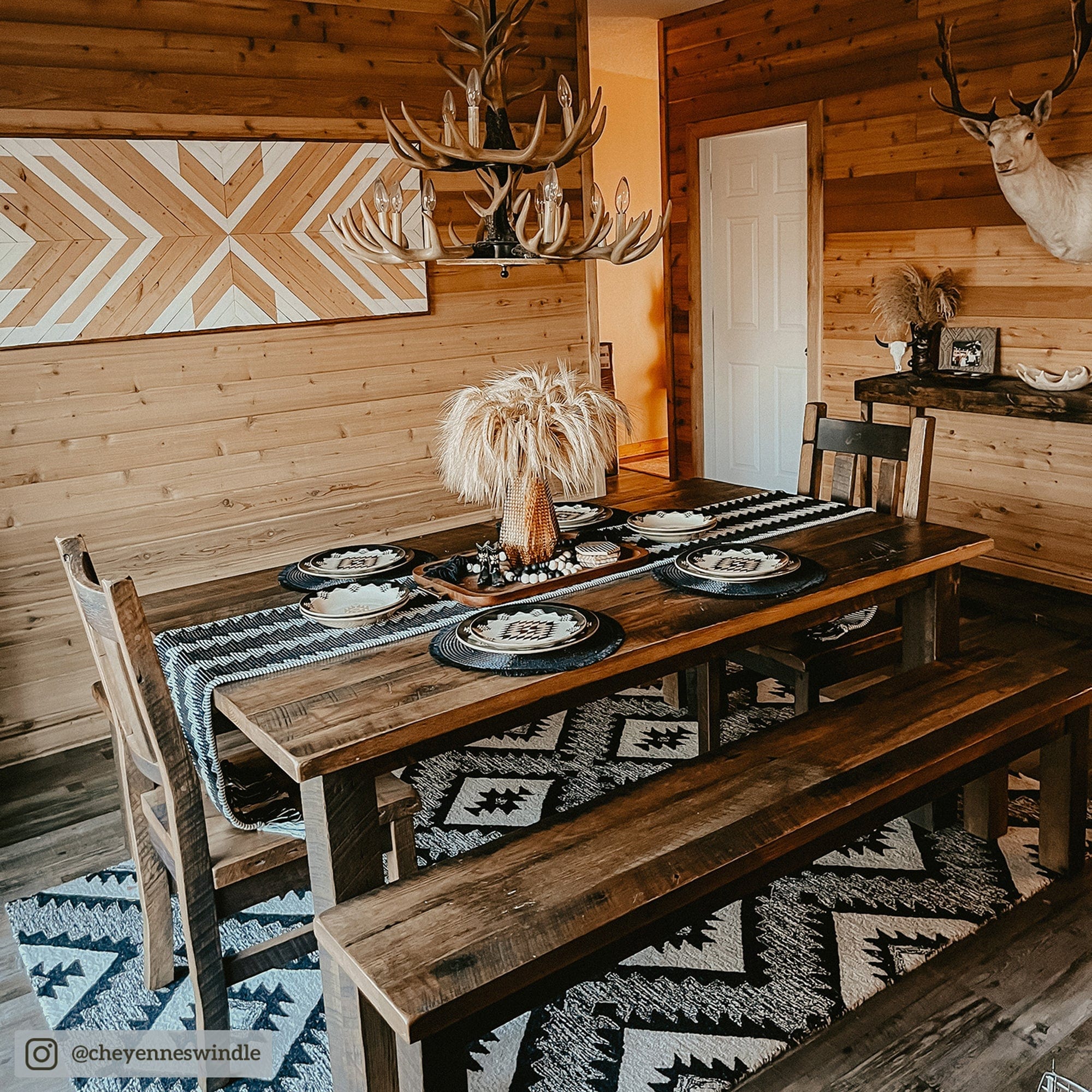 Chalet Aztec 19PC Dinnerware and Canister Set