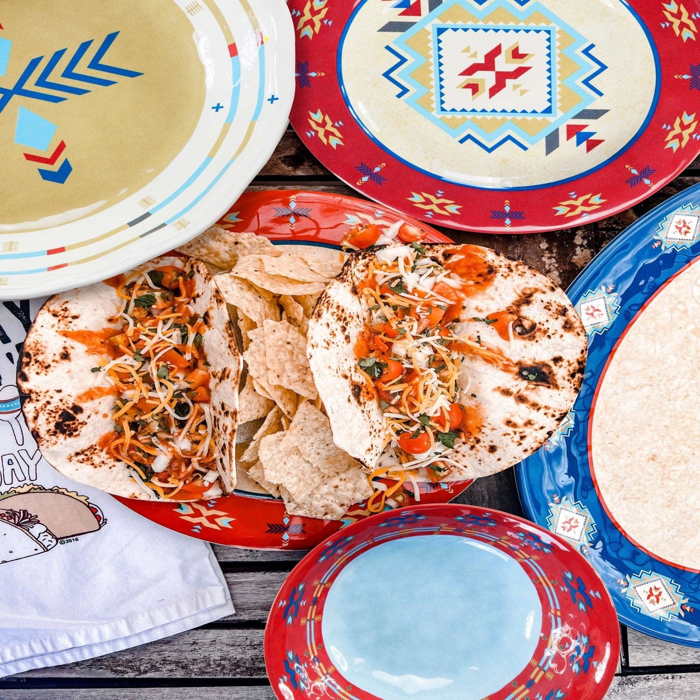 Spirit Valley 14PC Melamine Dinnerware Set