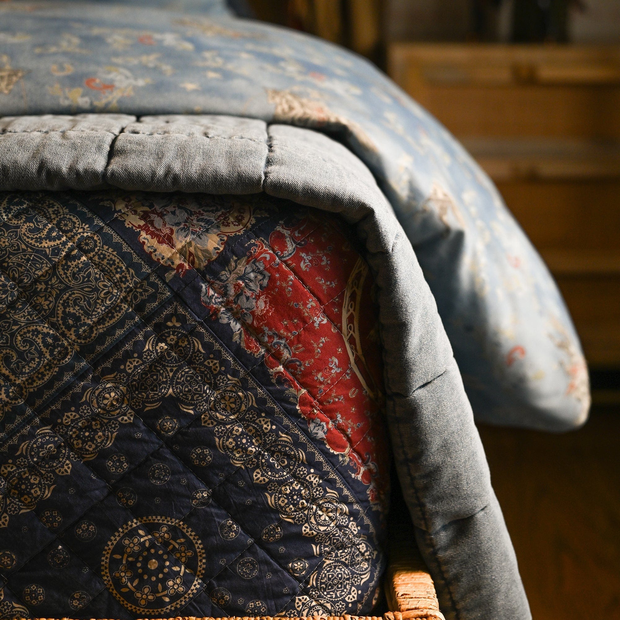 Patchwork Bandana Reversible Quilt Set