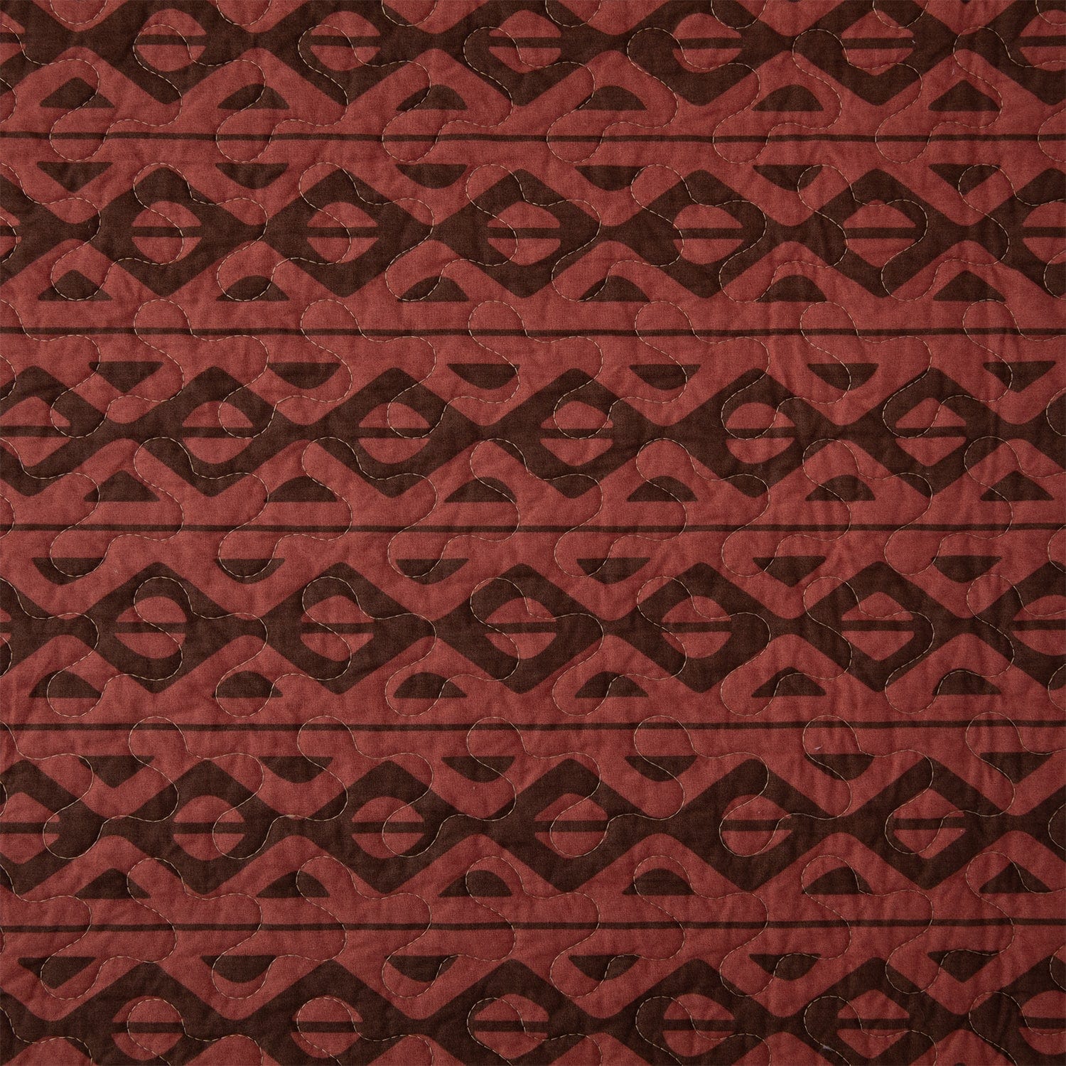 Broken Arrow Reversible Quilt Set