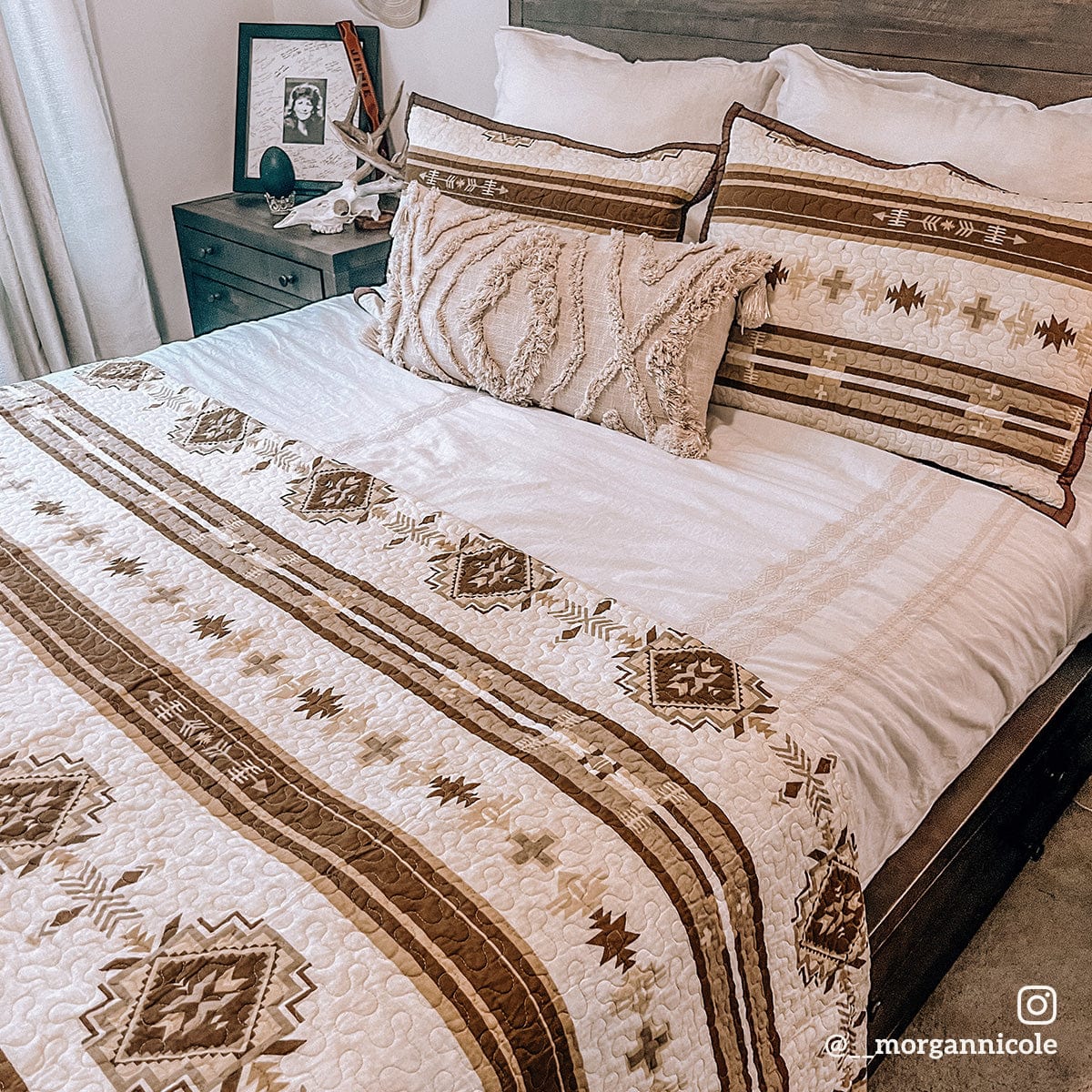 Dakota Reversible Quilt Set