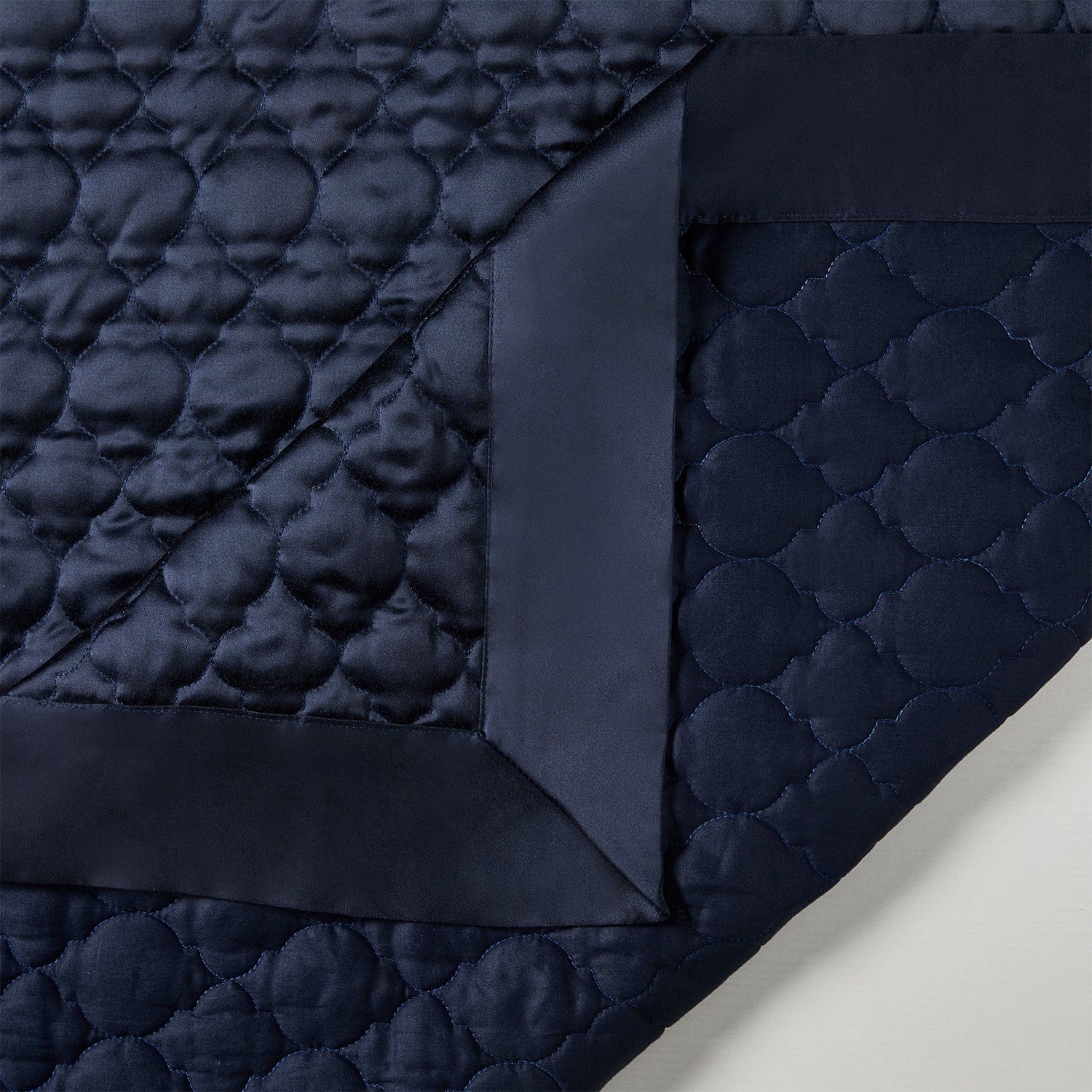 High Shine Satin Quatrefoil Quilt