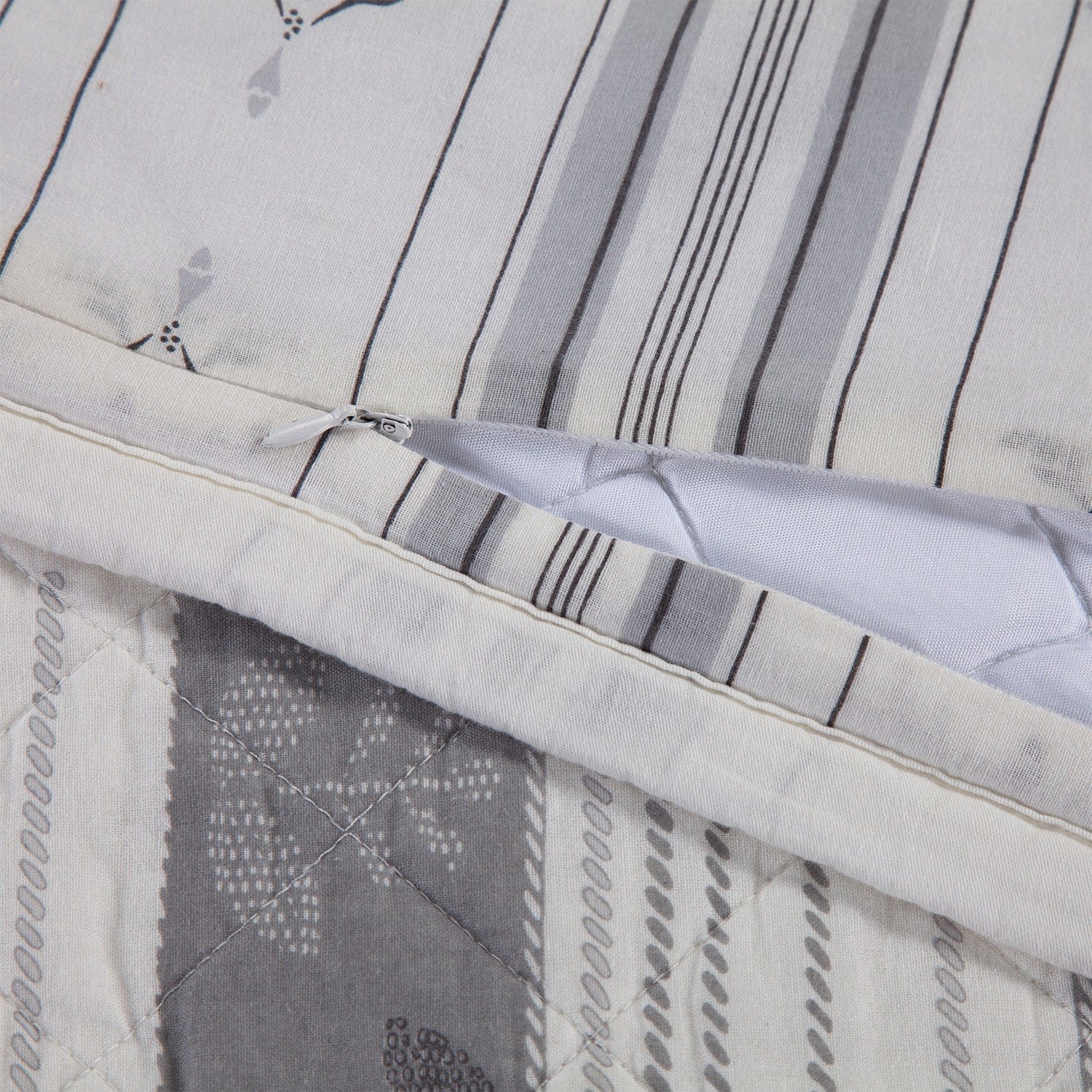 Patchwork Prairie Reversible Quilt Set
