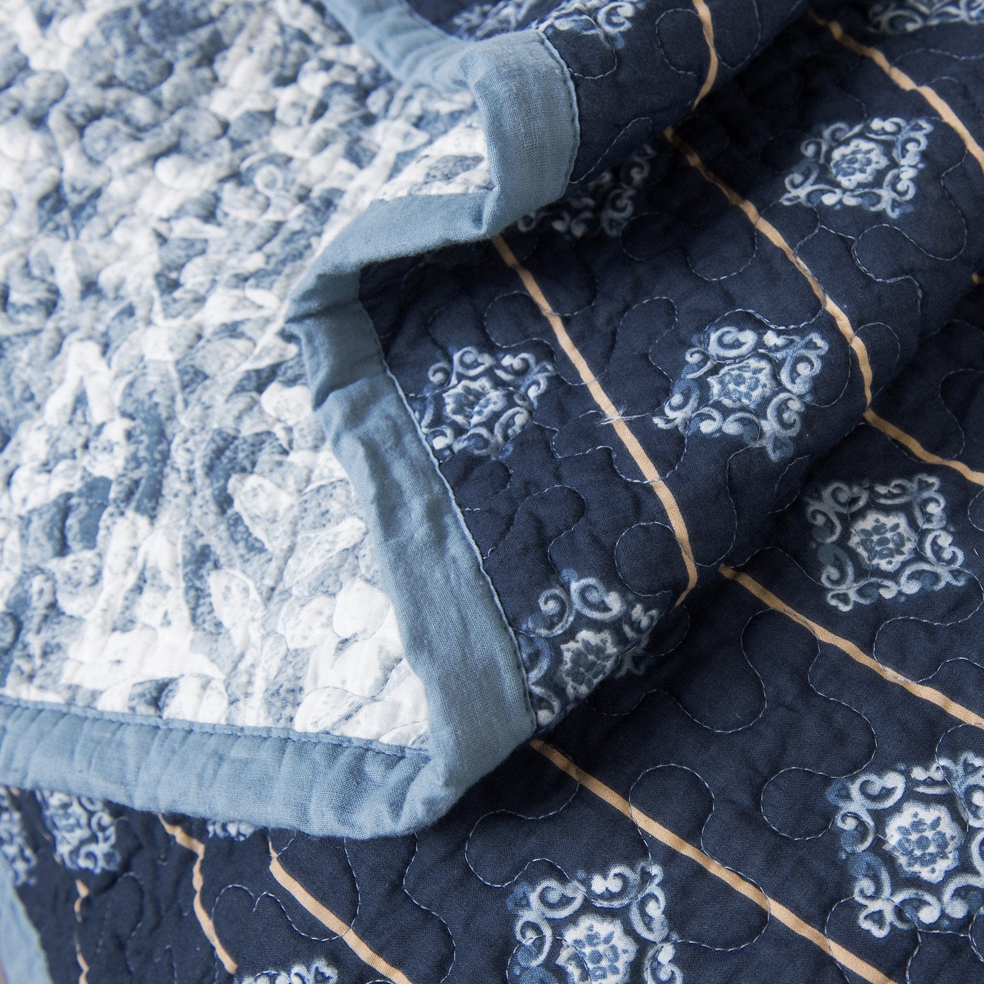 Skyler Reversible Quilt Set, Twin