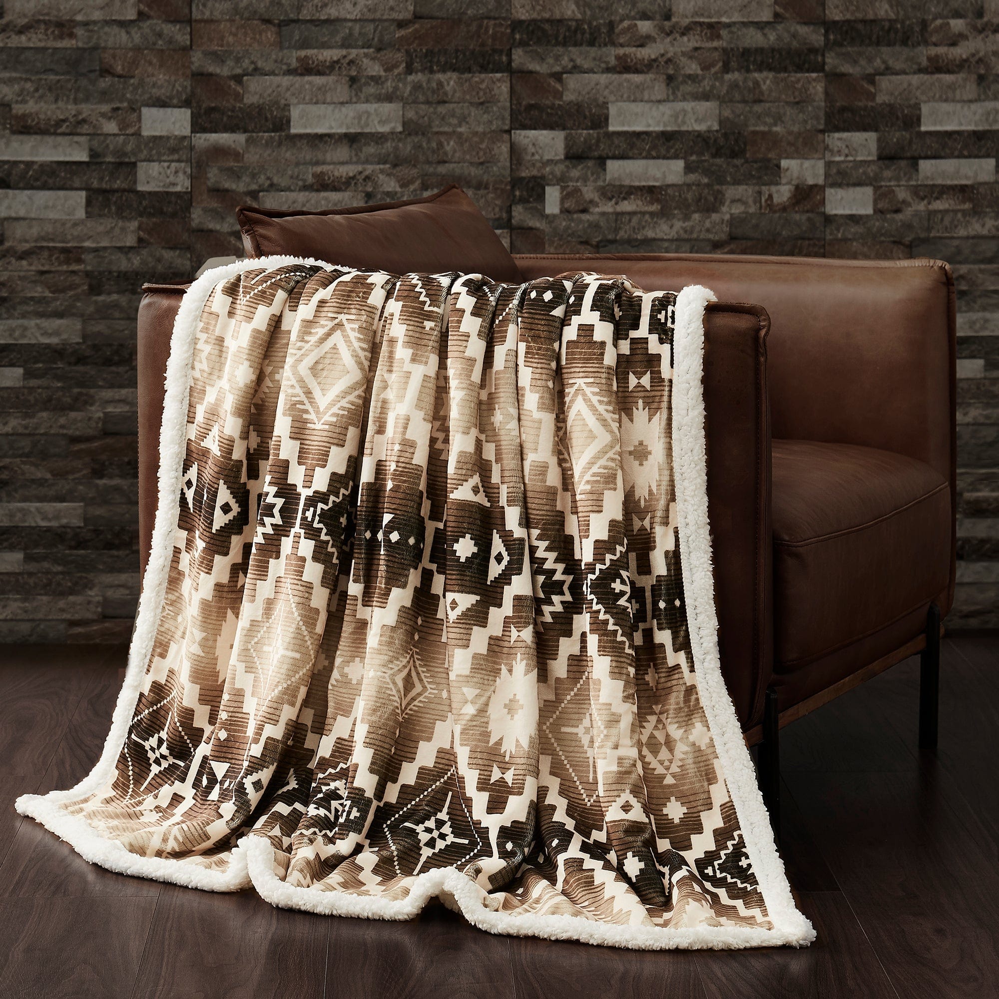 Chalet Aztec Campfire Sherpa Throw