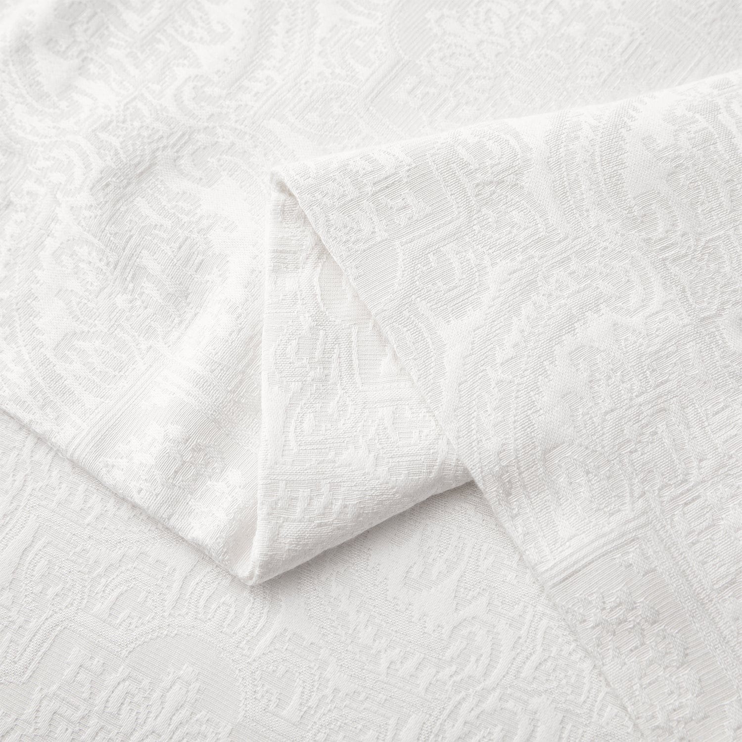 Liza White Matelassé Coverlet Set, King