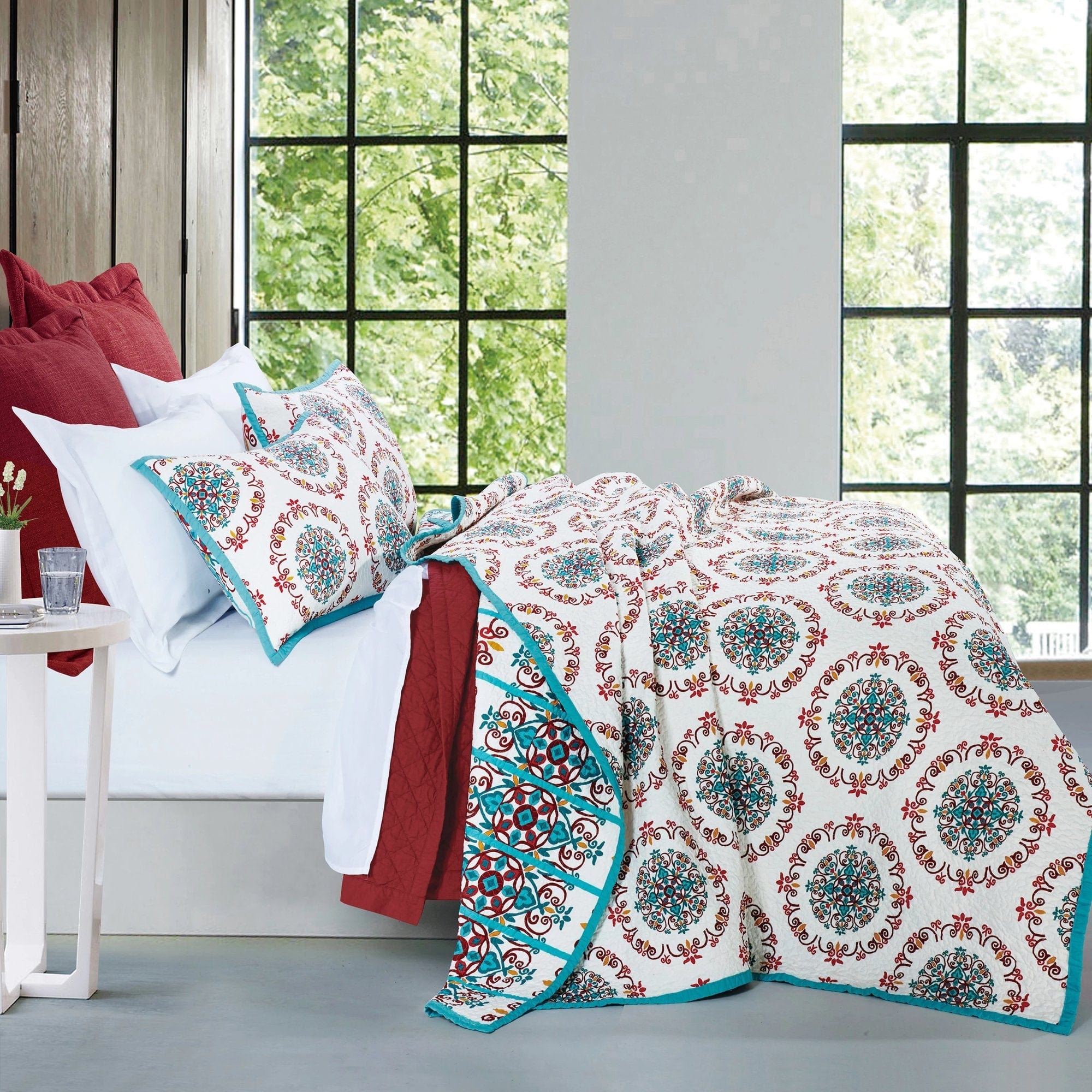 Sonora Reversible Cottage Quilt Set, Twin & Full