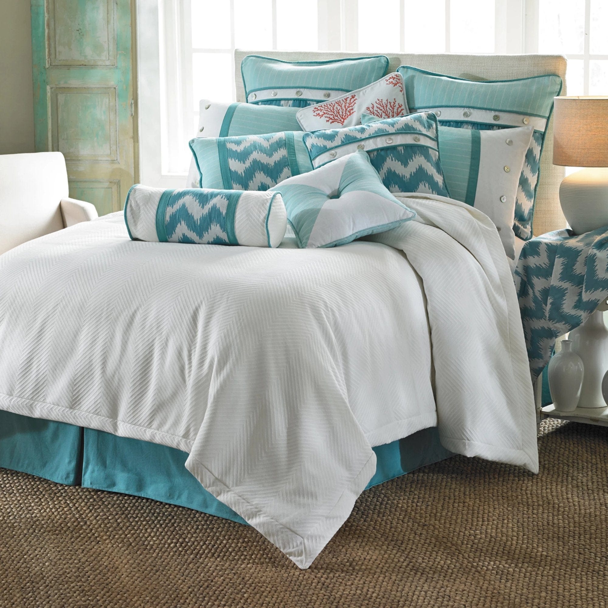 Catalina Aqua Bedskirt, King
