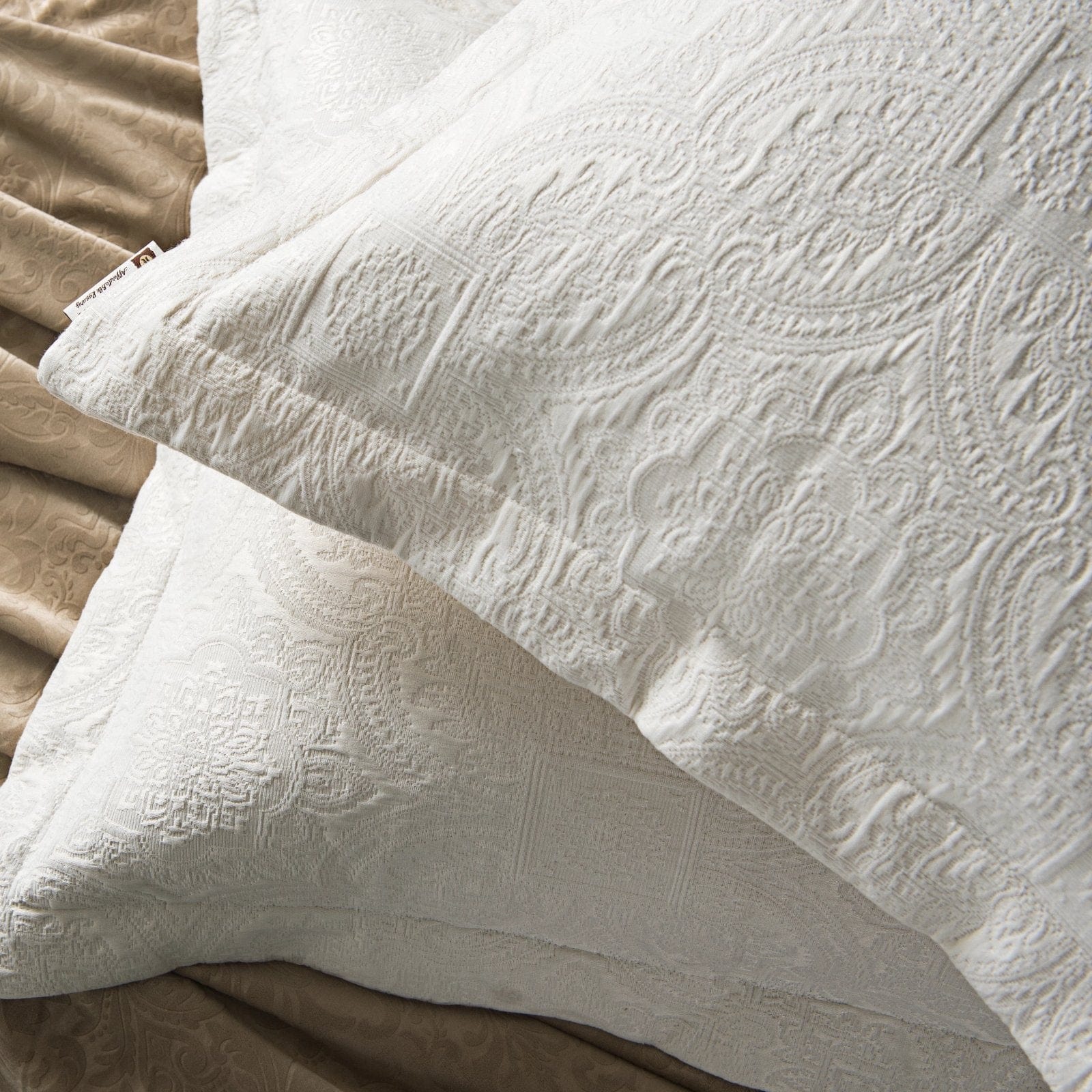 Medallion Matelassé Woven Euro Sham