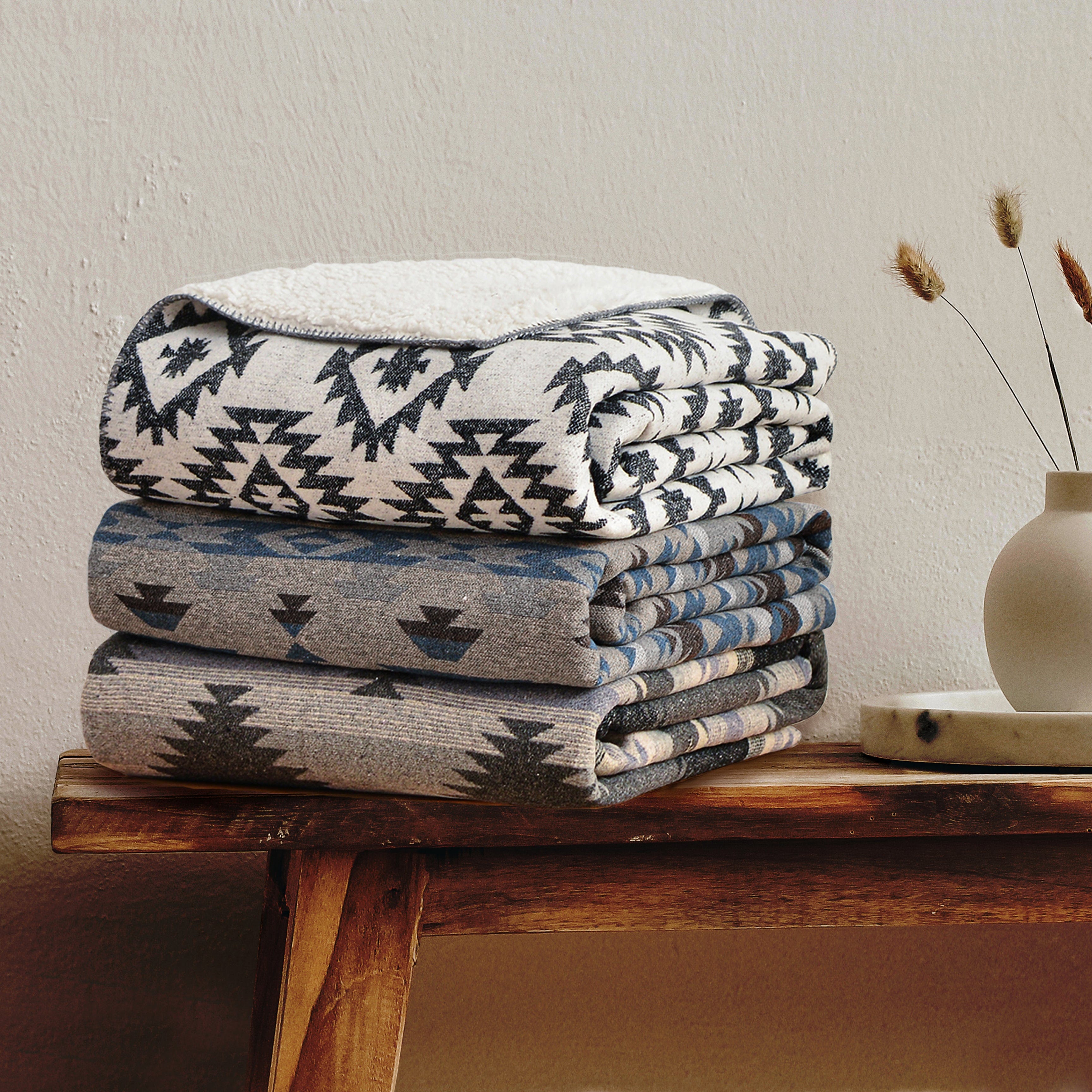 Southwest Aztec Design Throw with Sherpa Backing, Gray